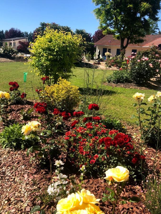 Bed and Breakfast Lagalerne Neuville-du-Poitou Exterior foto