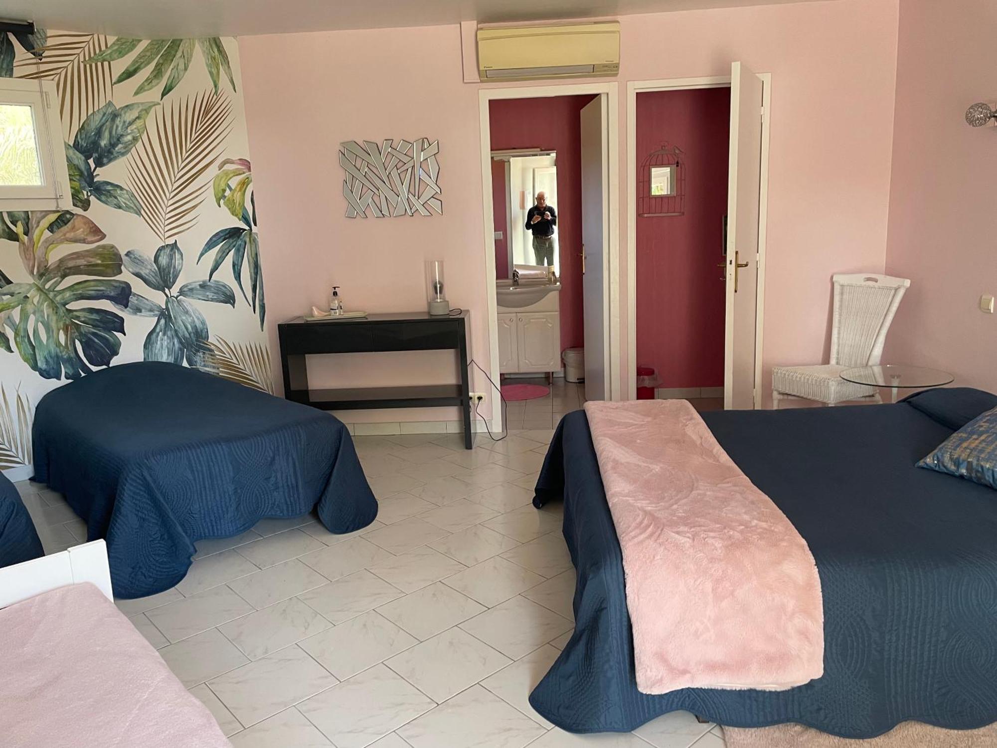 Bed and Breakfast Lagalerne Neuville-du-Poitou Exterior foto